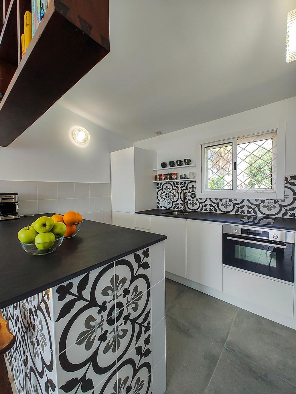 Villa Azure Horizon And Breeze - Panoramic Ocean View And Heated Pool Chayofa Luaran gambar